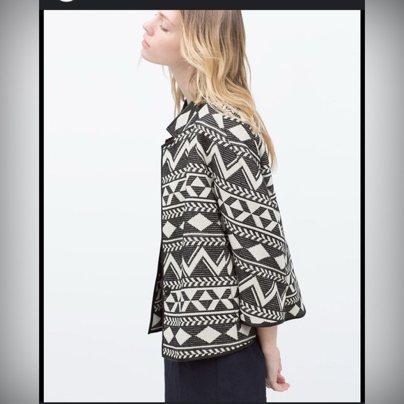 Zara Black and White Geometric Cape size XS - Picture 1 of 11